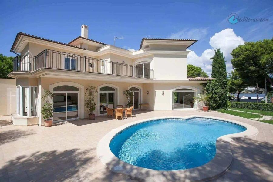 Holiday villas for families in Majorca