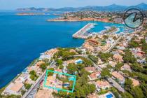 Villa Yellow Santa Ponsa to rent in Majorca