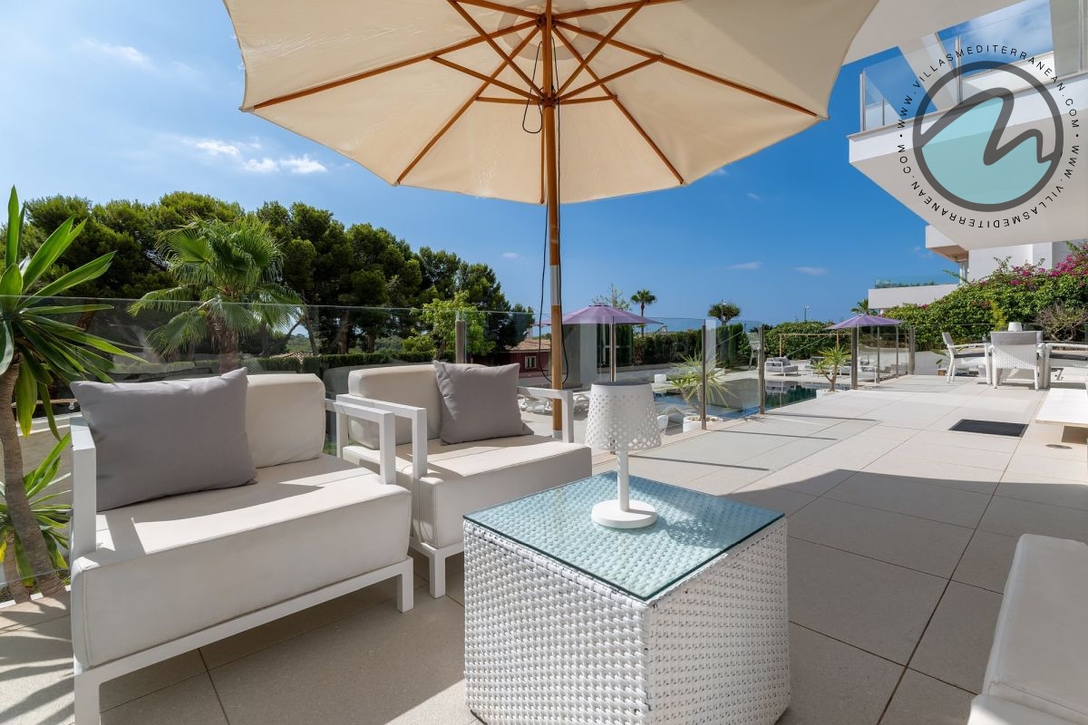 Luxury Villa Splendor